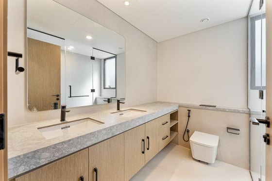 End Unit | Brand New | Close To Amenities, picture 20