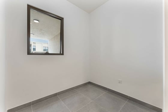 End Unit | Brand New | Close To Amenities, picture 6