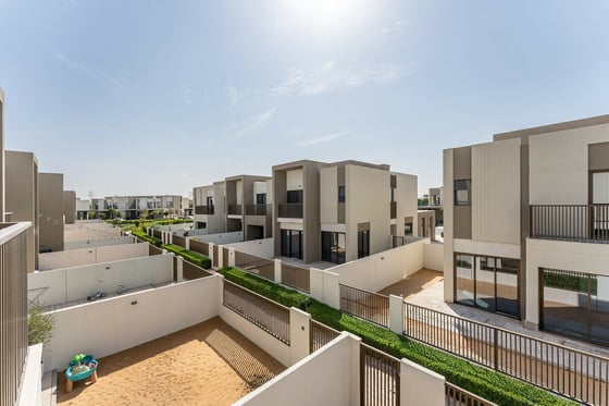 End Unit | Brand New | Close To Amenities, picture 23