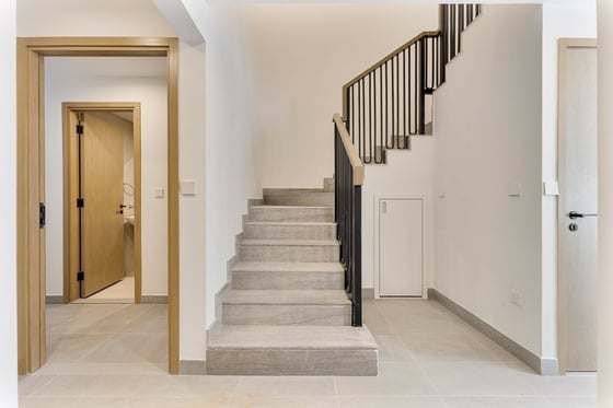 End Unit | Brand New | Close To Amenities, picture 10
