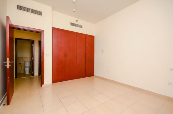 Sea & Ain Dubai View | Vacant | Large Layout, picture 10