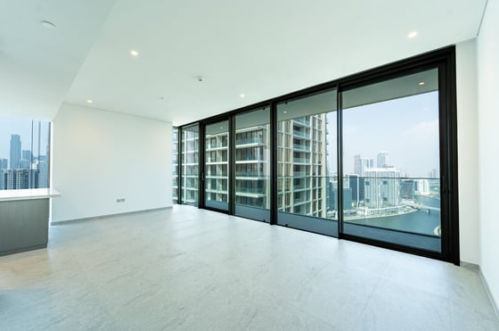 Burj & Canal Views | Viewable | High Floor, picture 2