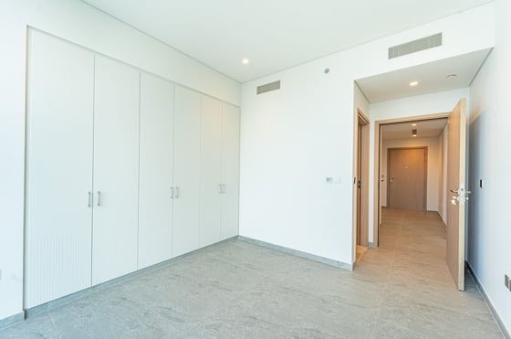 Burj & Canal Views | Viewable | High Floor, picture 20