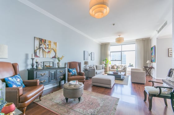 Huge Layout | High Floor | Vacant Now..., picture 1