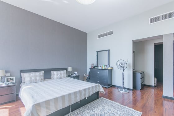 Huge Layout | High Floor | Vacant Now..., picture 14