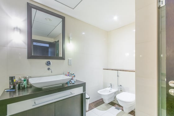 Huge Layout | High Floor | Vacant Now..., picture 15