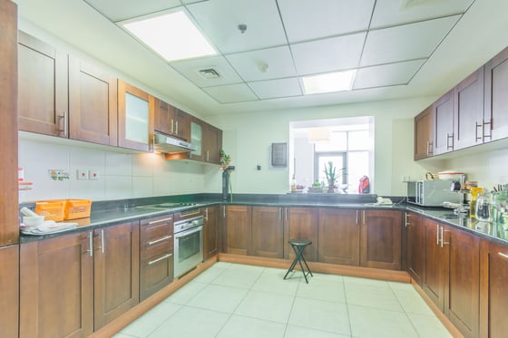 Huge Layout | High Floor | Vacant Now..., picture 23