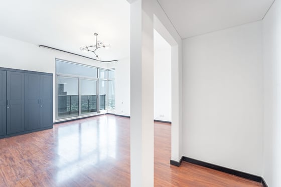 Huge Layout | High Floor | Vacant Now..., picture 7