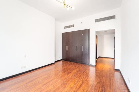 Huge Layout | High Floor | Vacant Now..., picture 18