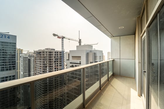 Huge Layout | High Floor | Vacant Now..., picture 22