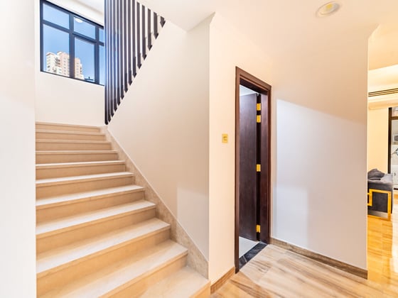 Corner Townhouse | Vacant Now | Close to School, picture 7
