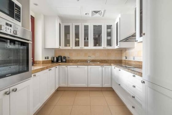 Exclusive | Fully Furnished | Suitable for Short Term, picture 8