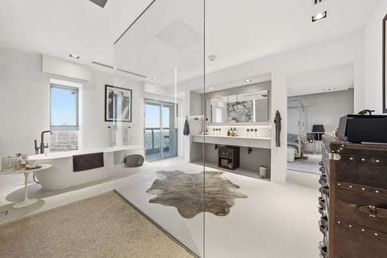 Ultra Luxury Sky Penthouse  | 360° Sea Views  |  Fully Upgra, picture 13