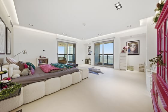 Ultra Luxury Sky Penthouse  | 360° Sea Views  |  Fully Upgra, picture 31