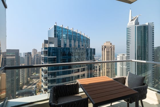 Marina View | Vacant On Transfer | Upgraded, picture 4