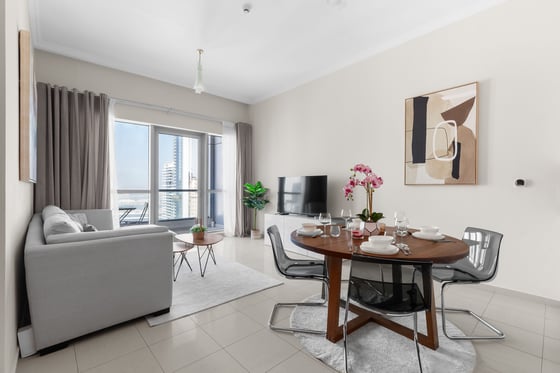 Marina View | Vacant On Transfer | Upgraded, picture 6