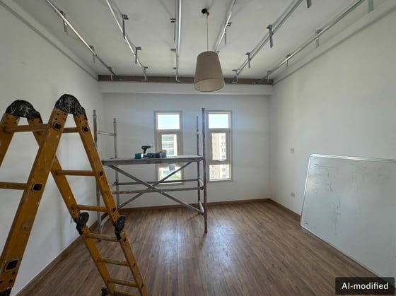 Full Refurb in Process | 2 Bed + Study | Pool View, picture 10