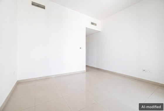 Spacious Layout | Vacant Soon | Direct Mall Access, picture 17