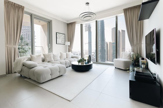 High-End Furnished | High Floor | Vacant Soon, picture 1