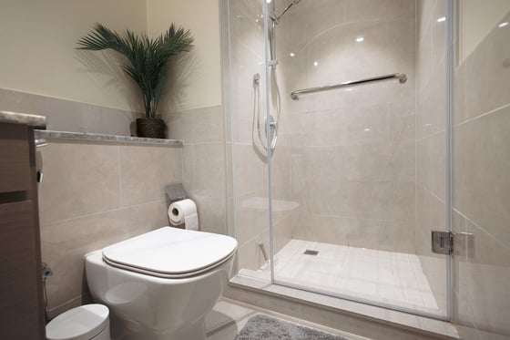 High-End Furnished | High Floor | Vacant Soon, picture 16