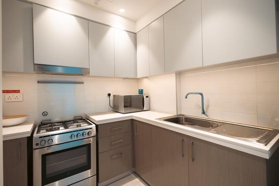 High-End Furnished | High Floor | Vacant Soon, picture 7