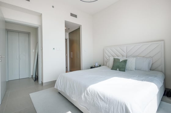 High-End Furnished | High Floor | Vacant Soon, picture 10