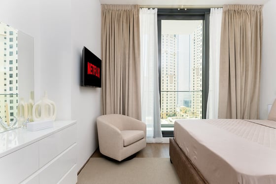 PARTIAL SEA VIEW | FULLY FURNISHED | VACANT, picture 6