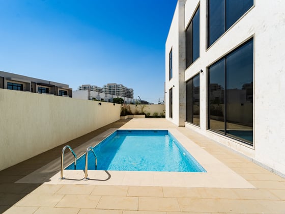 Park Backing | Pool | Maid's | Spacious., picture 1