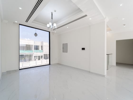 Park Backing | Pool | Maid's | Spacious., picture 13