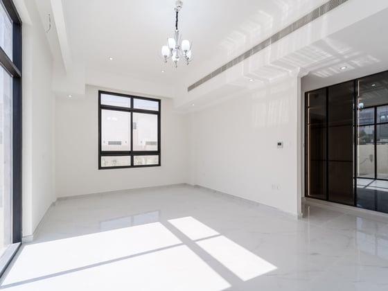 Park Backing | Pool | Maid's | Spacious., picture 8
