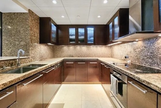 Mid Higher Floor| Fully Furnished | VOT., picture 5