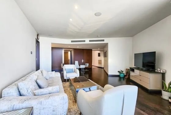 Mid Higher Floor| Fully Furnished | VOT., picture 2