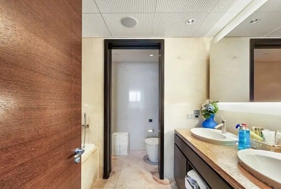 Mid Higher Floor| Fully Furnished | VOT., picture 11