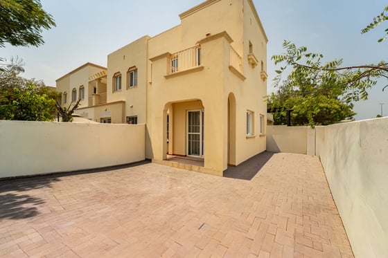 Green Belt | Close to Pool & Park | Vacant Soon, picture 1