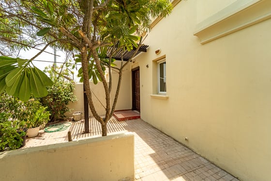 Green Belt | Close to Pool & Park | Vacant Soon, picture 13