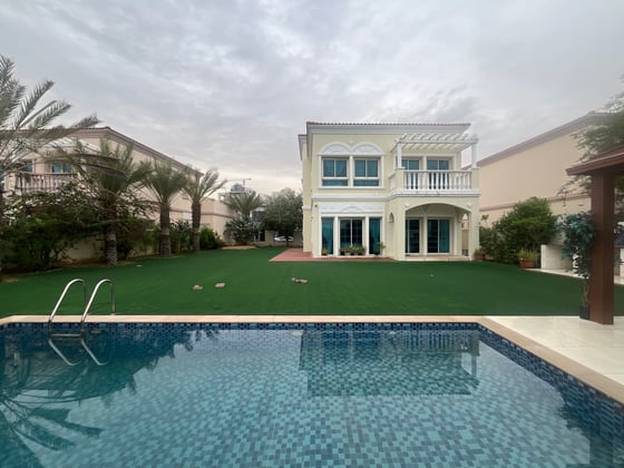 Fully Furnished | Amazing Location | Private Pool, picture 1