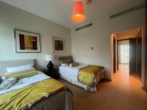 Fully Furnished | Amazing Location | Private Pool, picture 9