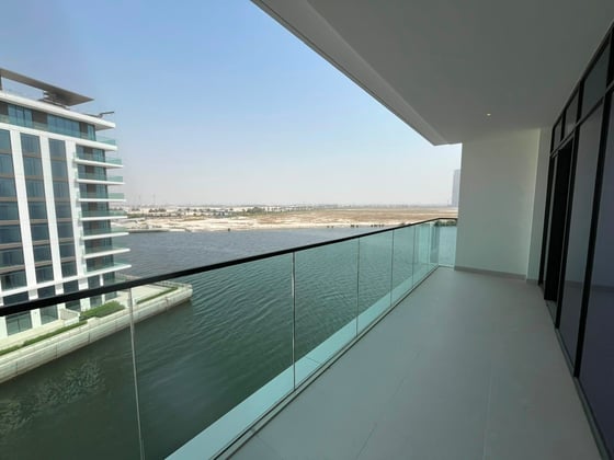 Brand New | Water View | Vacant........., picture 2