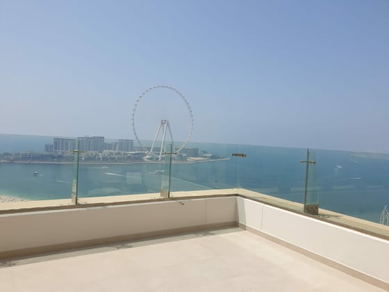 Exclusive  |  Sea  View  |   Unfurnished, picture 1