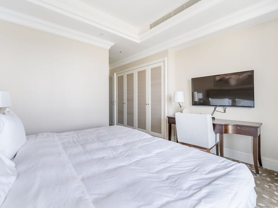 Branded Luxury | 4BR Penthouse | Fully Furnished, picture 14