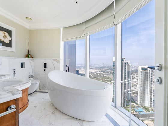 Branded Luxury | 4BR Penthouse | Fully Furnished, picture 17