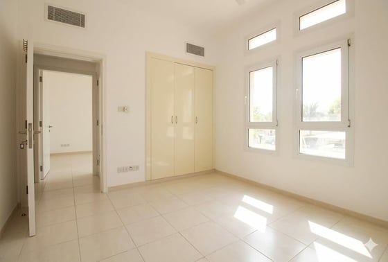 End Unit | Vacant | View Today.........., picture 6