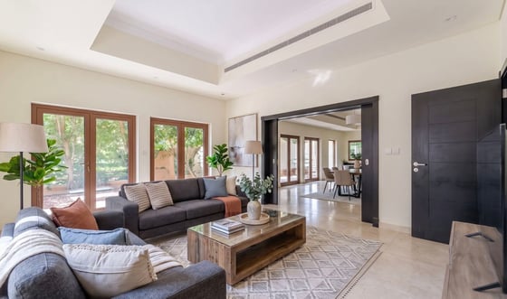 Dubai Style  |  Spacious Villa  |  Big Plot, picture 8