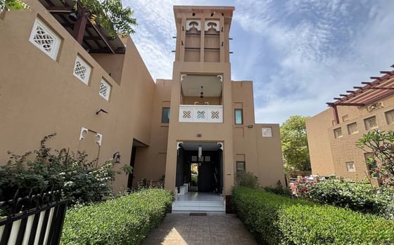 Dubai Style  |  Spacious Villa  |  Big Plot, picture 1