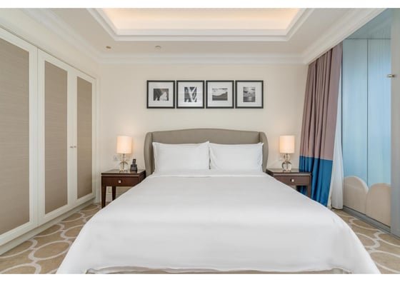 Luxurious | Panoramic Skyline Views | Penthouse, picture 17