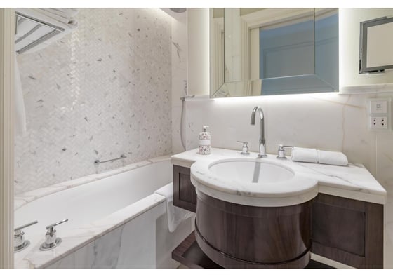 Luxurious | Panoramic Skyline Views | Penthouse, picture 8