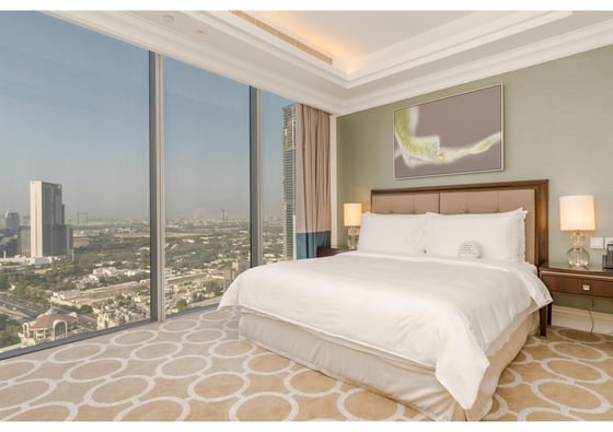 Luxurious | Panoramic Skyline Views | Penthouse, picture 13