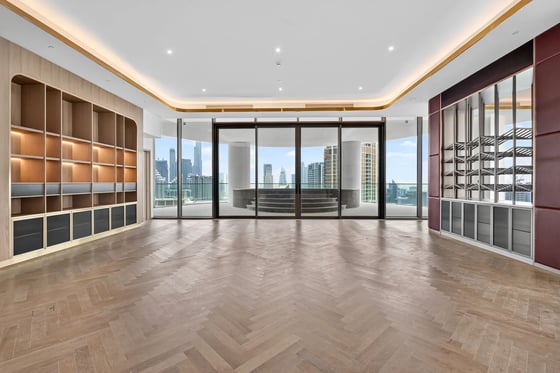 Full-floor 5-bedroom penthouse for sale in Jumeirah Living, picture 2