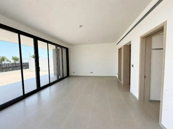 Exclusive Luxurious Villa | Large Layout, picture 3