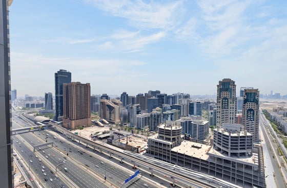 New 4-bedroom penthouse with panoramic Internet City views, picture 19